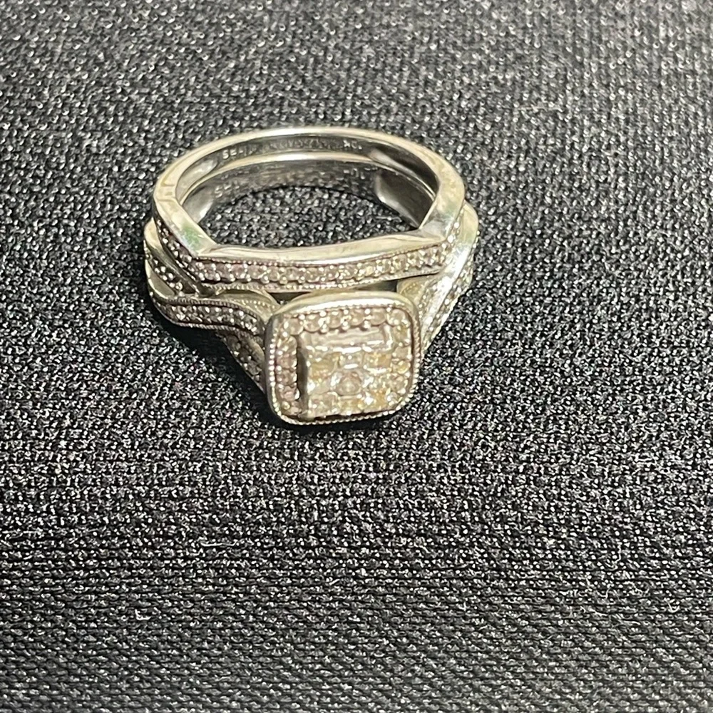 Wedding Ring Set - Picture 1 of 6